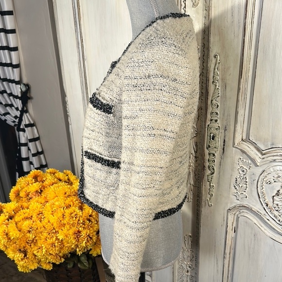 CLEO Designed by Infuex Elegant Cream Tweed Jacket with Black Trim - Picture 7 of 11